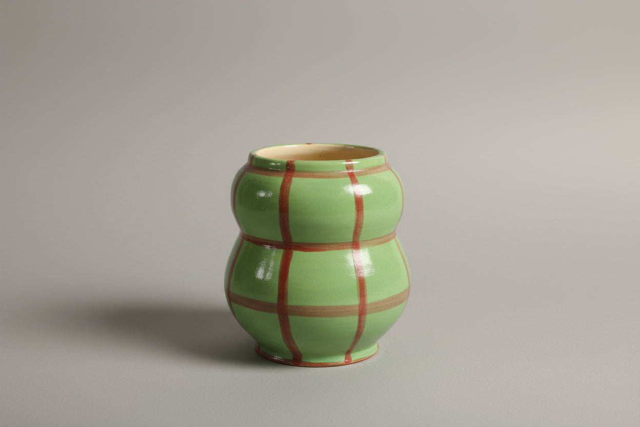 Jarra em Cerâmica Grés Feita na Roda de Oleiro