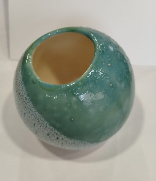 Peça Decorativa em Cerâmica – Branco e Turquesa